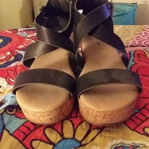Platform sandals